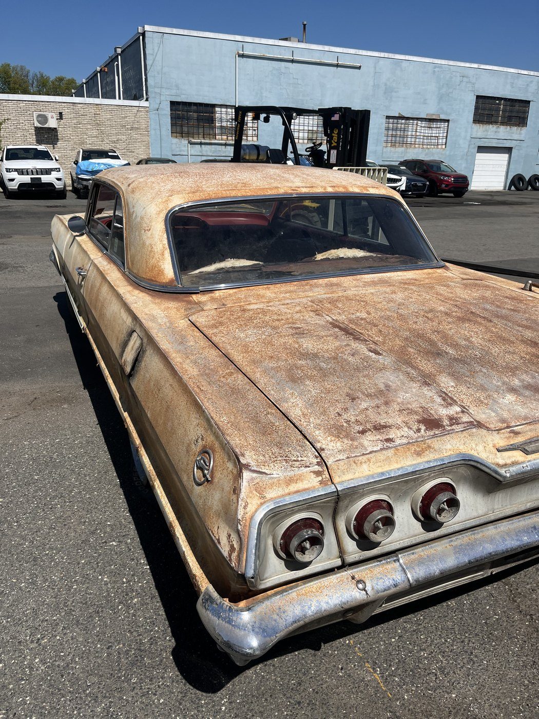 Chevrolet Impala 1963 — zdjęcie ze Stanów 8